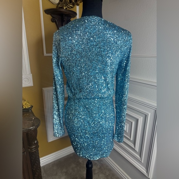 SHOW ME YOUR MUMU
PARTY HOP DRESS Sequin Blue Dress - Picture 12 of 17